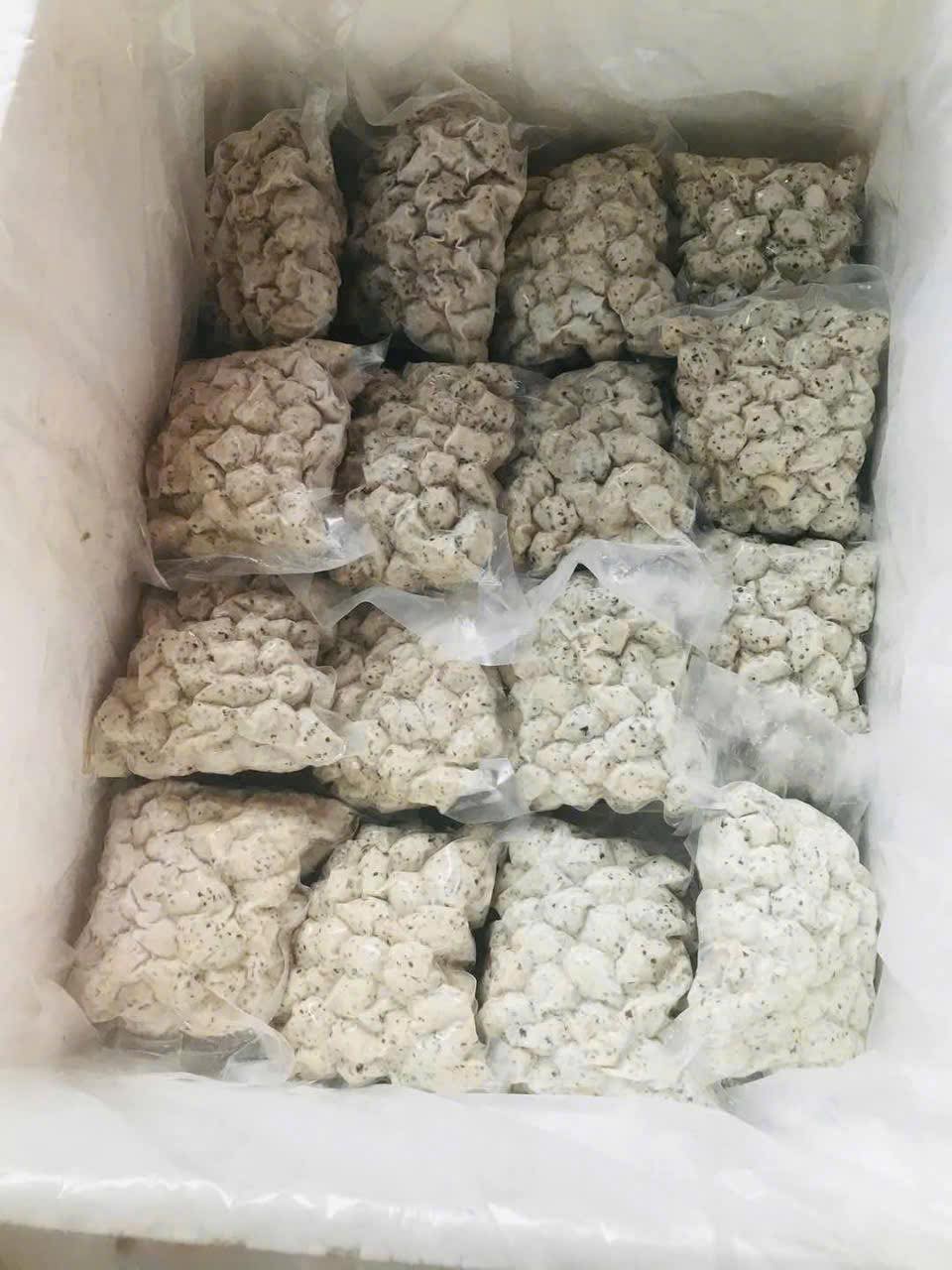 Mọc lợn mán nấm hương